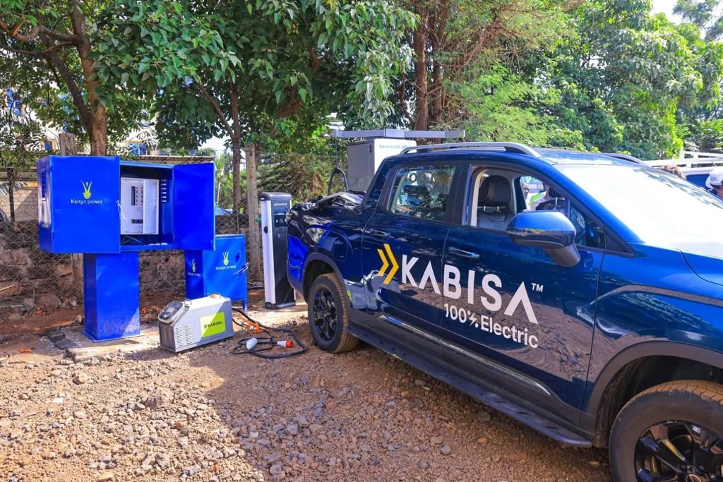 Ruto Sends Contradictory Signals on Electric Vehicle Policy