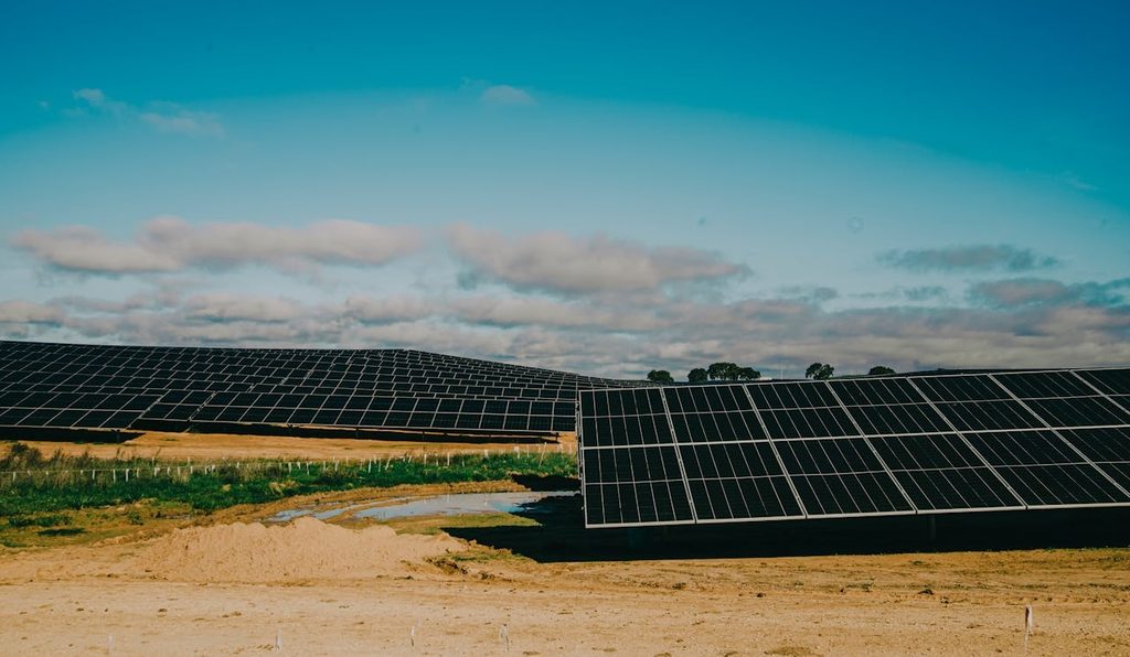 Nigeria Bets on Solar Manufacturing as Investments Hit US$425 Million